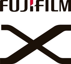 Объектив в подарок от FUJIFILM!